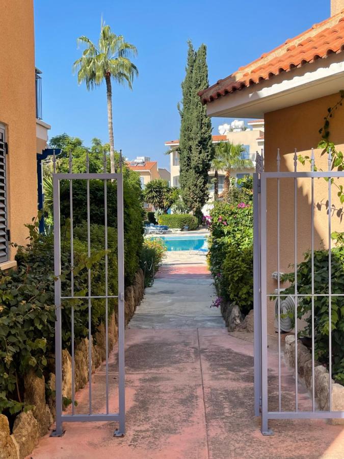 Rachel Suite By The Pool Paphos Exterior photo