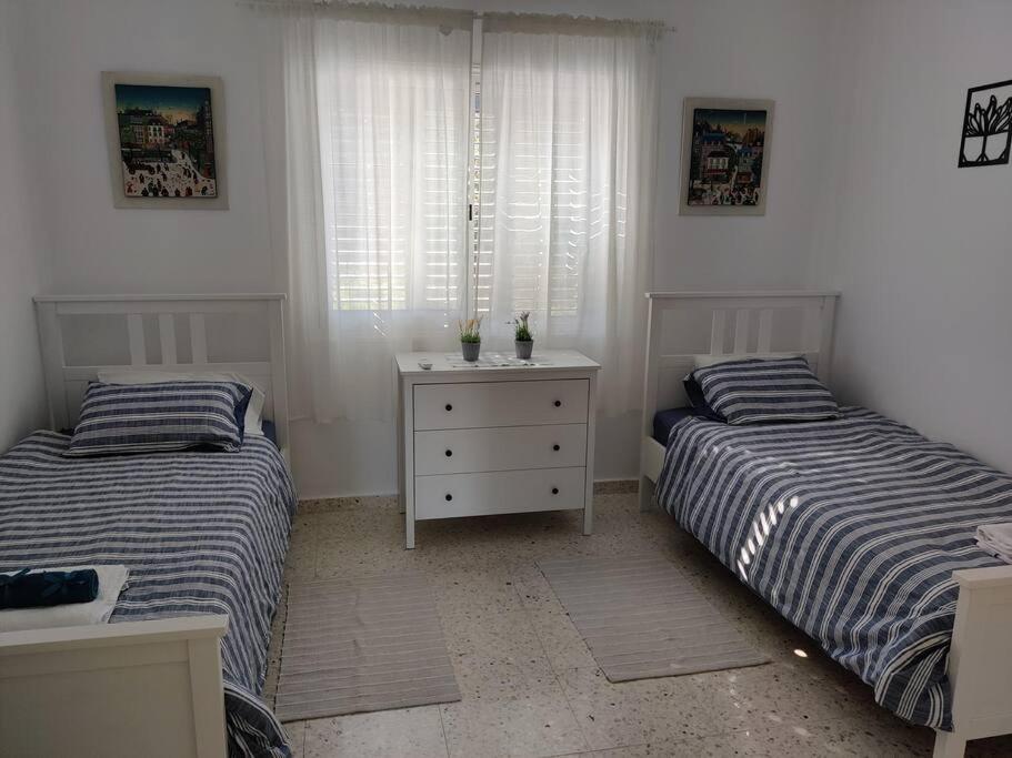Rachel Suite By The Pool Paphos Exterior photo